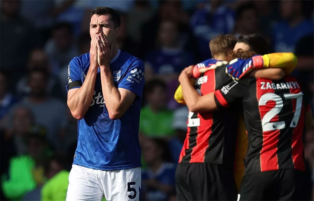 Michael Keane reacts to Everton 2-3 Bournemouth